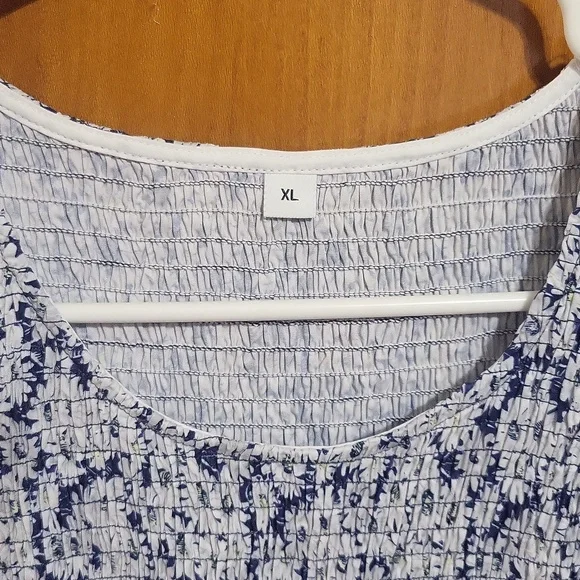 Blue and White Floral Smocked Midi Dress Size Xl - Picture 3 of 6